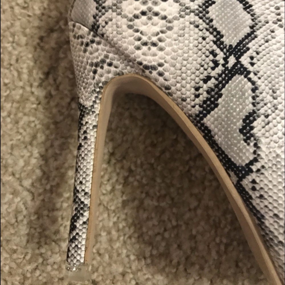 Snake Vegan Leather Lace Up Sexy Stiletto Boots - Picture 5 of 8